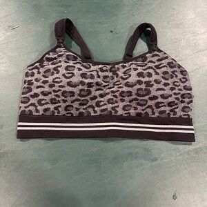 NWOT Plus size Momcozy nursing bra size 3XL